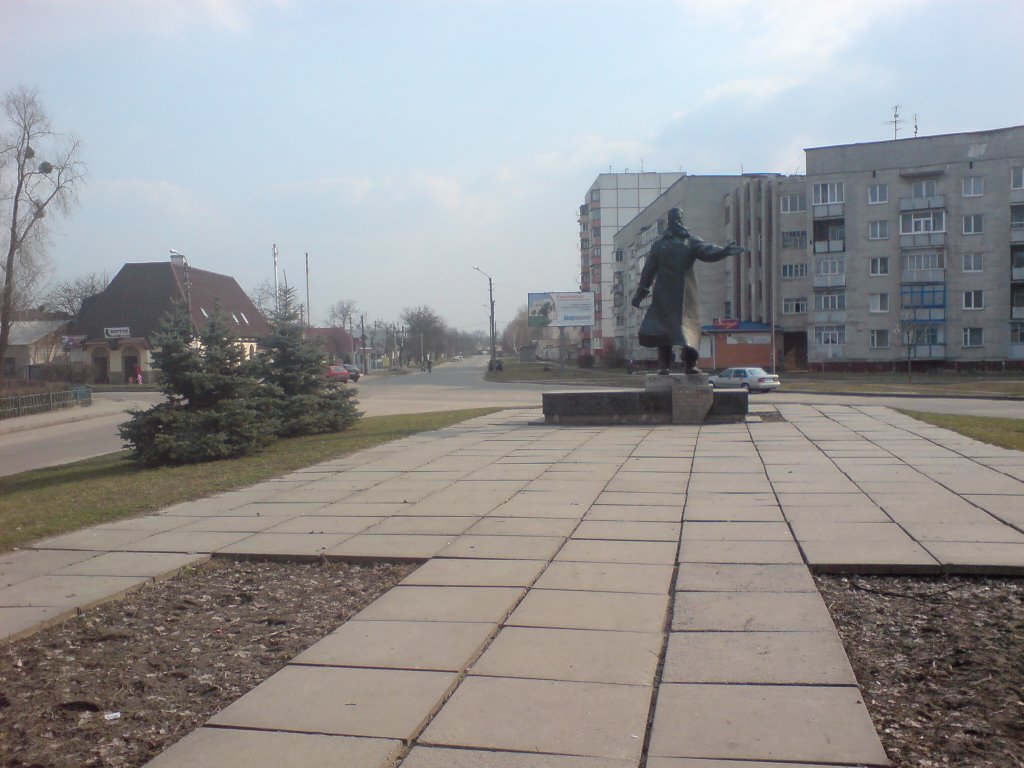 Памятник Бенардосу, Фастов