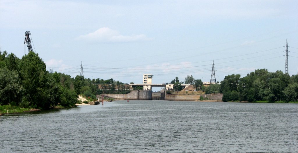 Ворота Киевского шлюза - Kiev shipping lock gates, Вышгород
