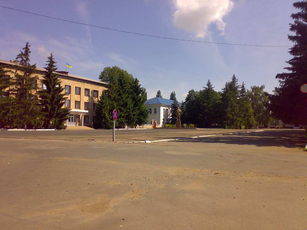 Main square, Добровеличковка