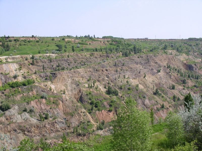 Zavallya, quarry on the booty of graphite (Завалля, карєр з видобутку графіту), Завалье