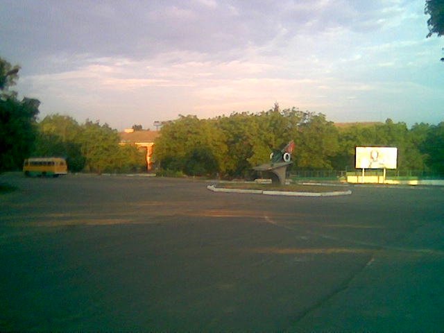 Площадь порбеды рано утром, Ульяновка