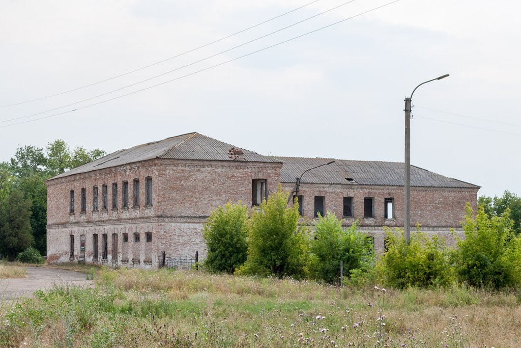 Old School Building (Будівля старої школи), Устиновка