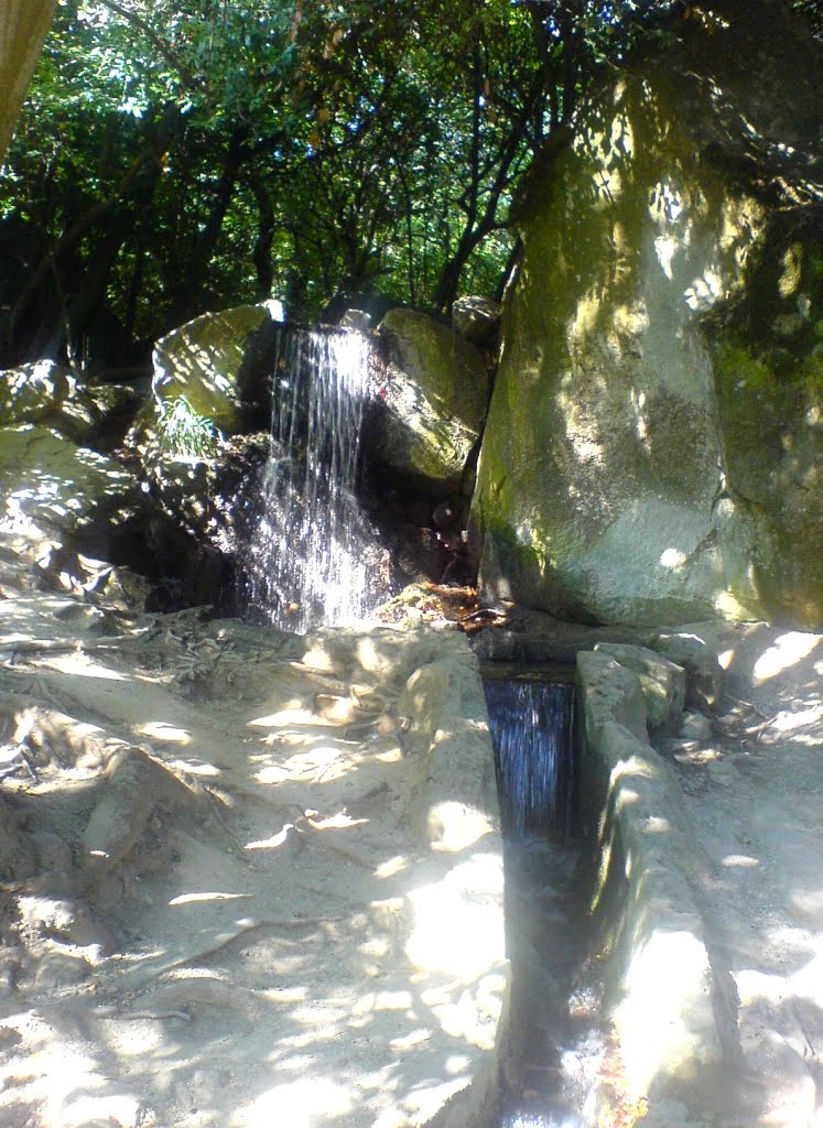 Водопады, Алупка