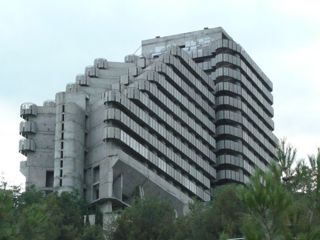 Тоннель республика крым алушта перекопский переулок фото Алушта Утюг Новости - Экстренно.ру