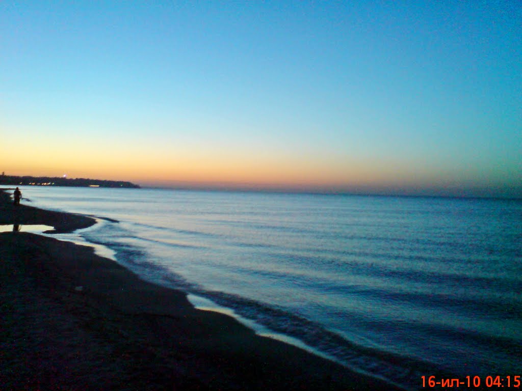 Восход на пляже, Гурзуф