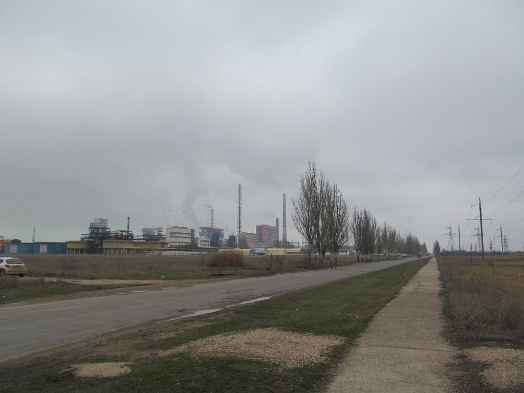 approaching the plant * недалеко від заводу, Красноперекопск