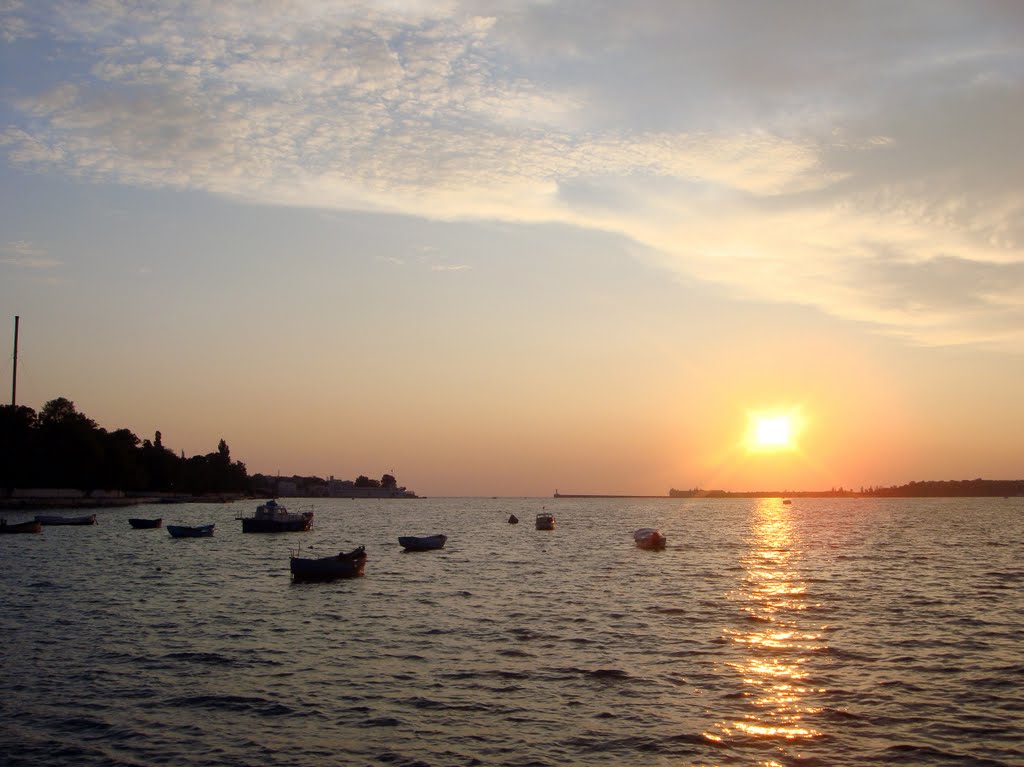 Sunset in Sevastopol bay / Закат в Севастопольской бухте, Севастополь