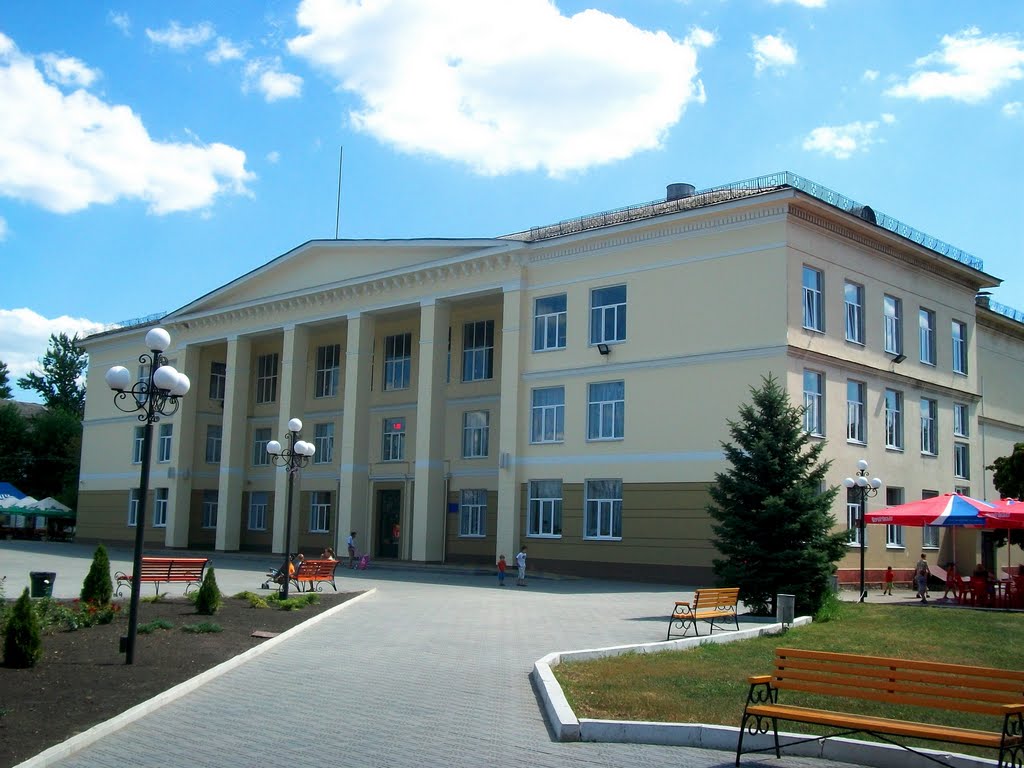 Culture house of the builders, Severodonetsk, Советский