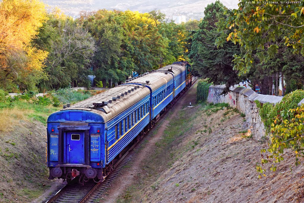 Поезд Владиславовка-Феодосия / local train, Феодосия