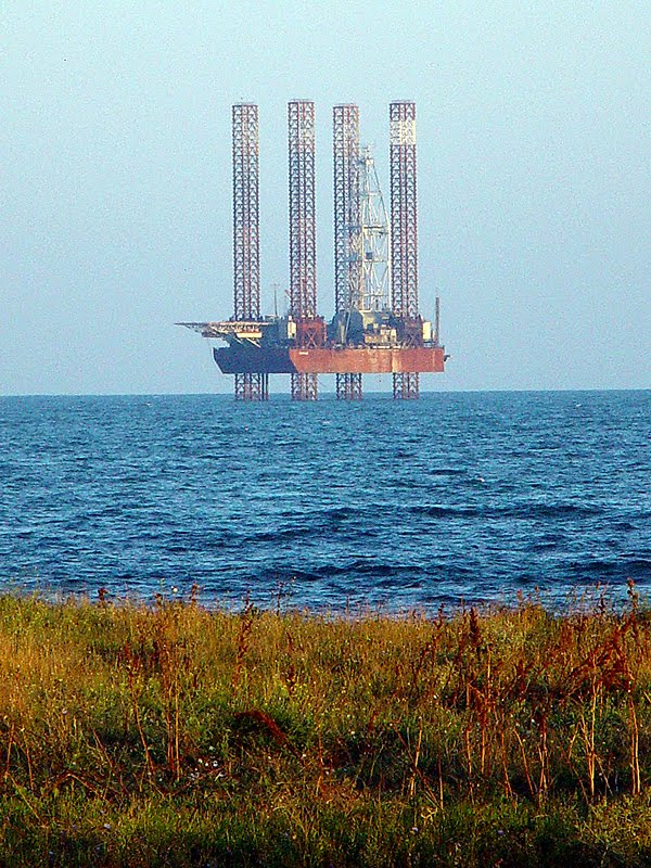 Нефтяная платформа, Щёлкино