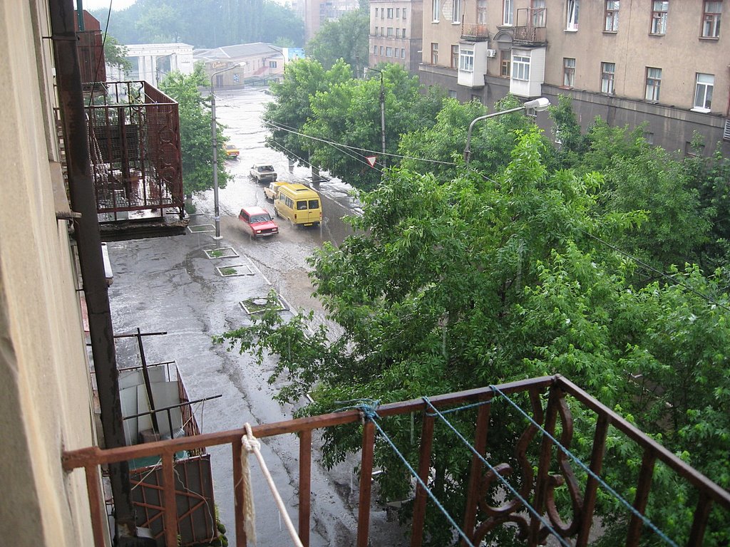 После дождя, Алчевск
