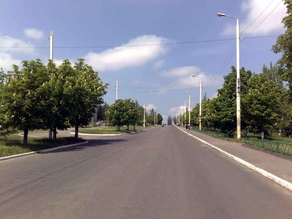 The main road up (2010), Брянка