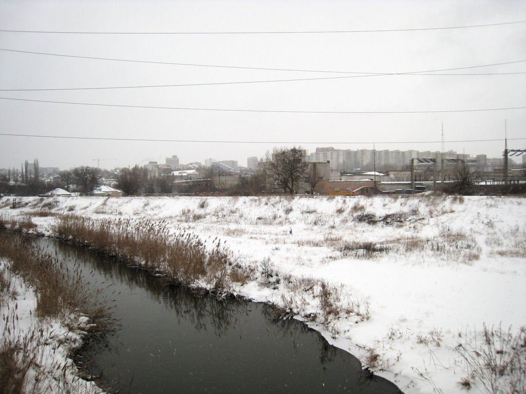 Вид с моста на центр города. View from the bridge to city center., Луганск