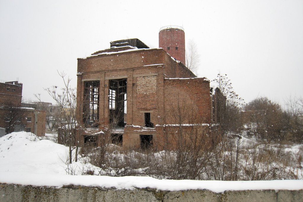 Заброшенный цех. An abandoned workshop., Луганск