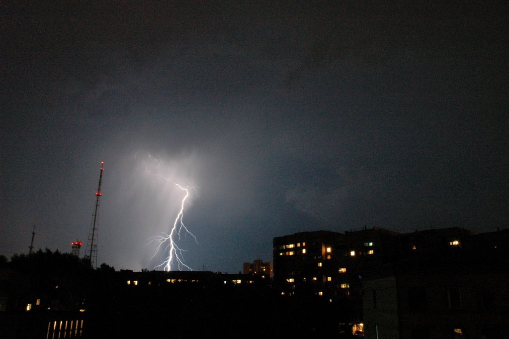 Молния, вид из моего окна. A lightning, the view from my window., Луганск