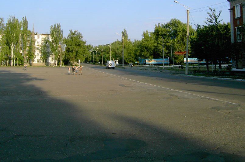 Перед парком (2007), Рубежное
