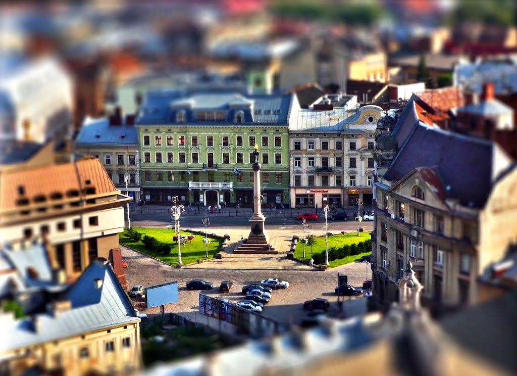 "Toys" Mickiewicz Square. Lviv, Львов