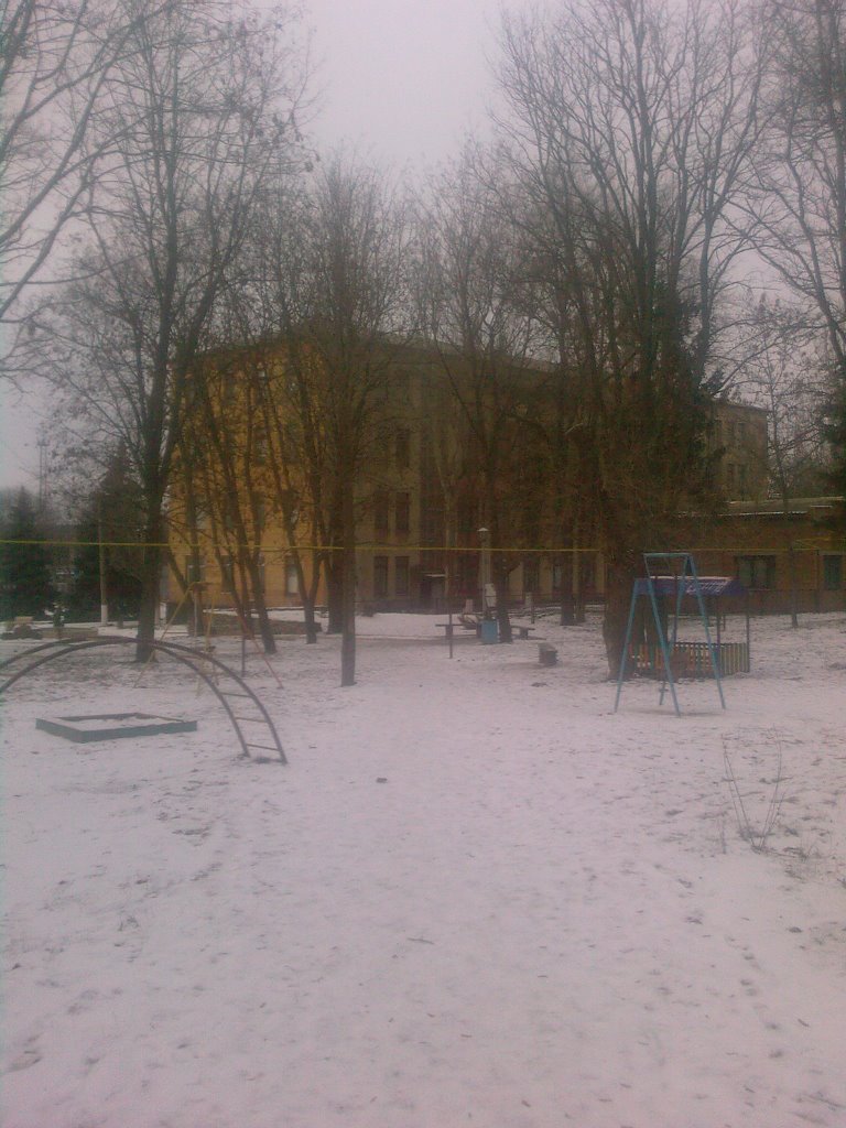 Детская площадка, Еланец