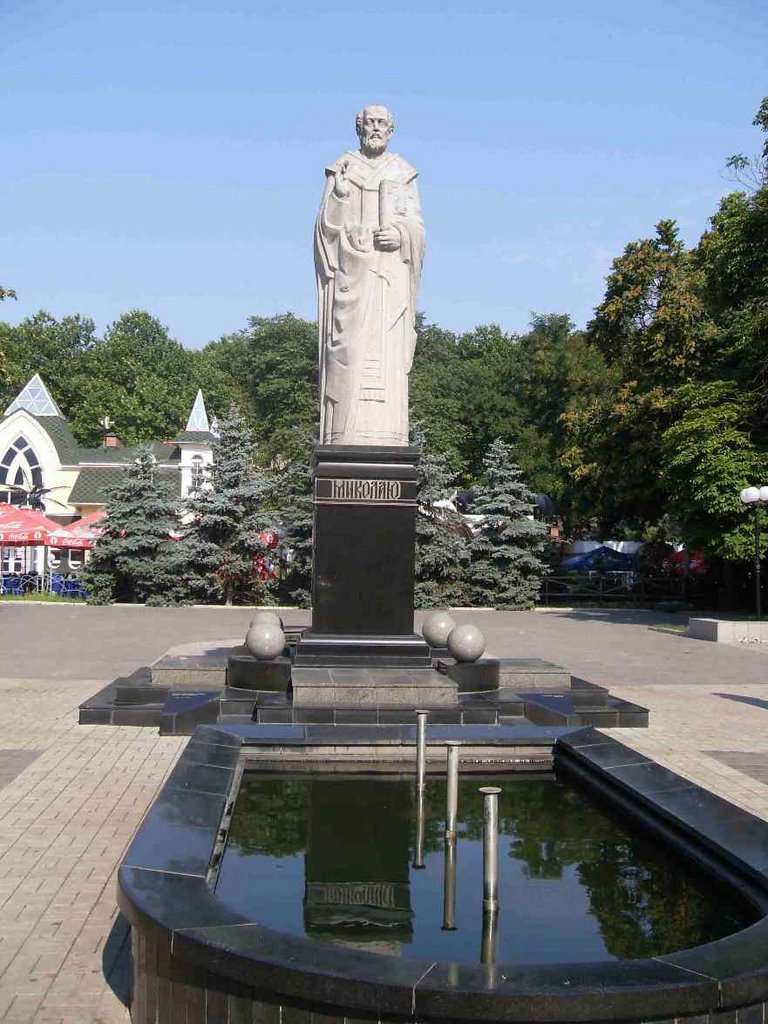 Николаев. памятник св. Николаю, Николаев