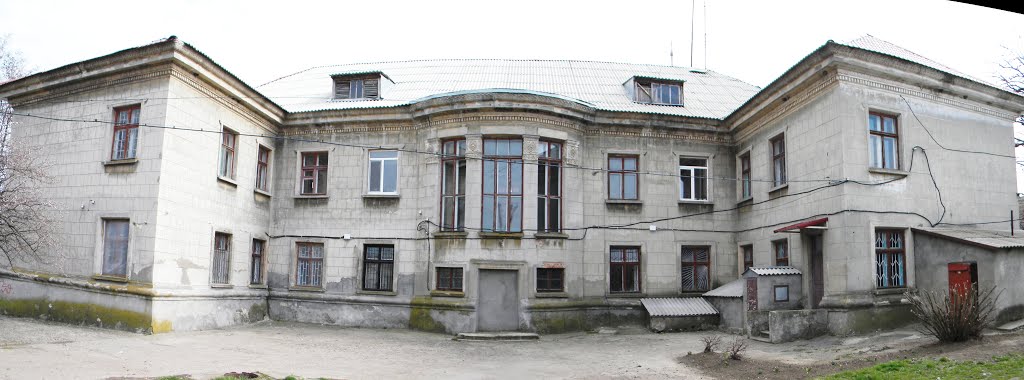 Административное здание, вид со двора, Снигиревка