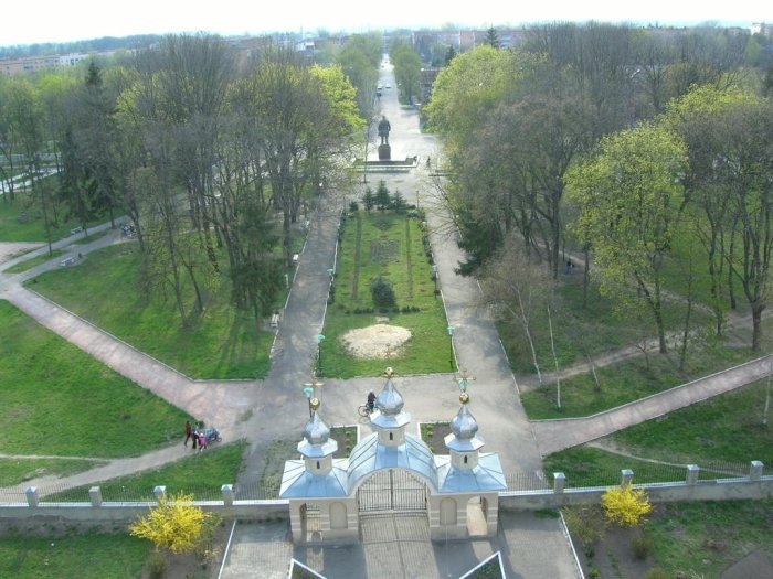 View from the temple in the direction of the post office, Гадяч