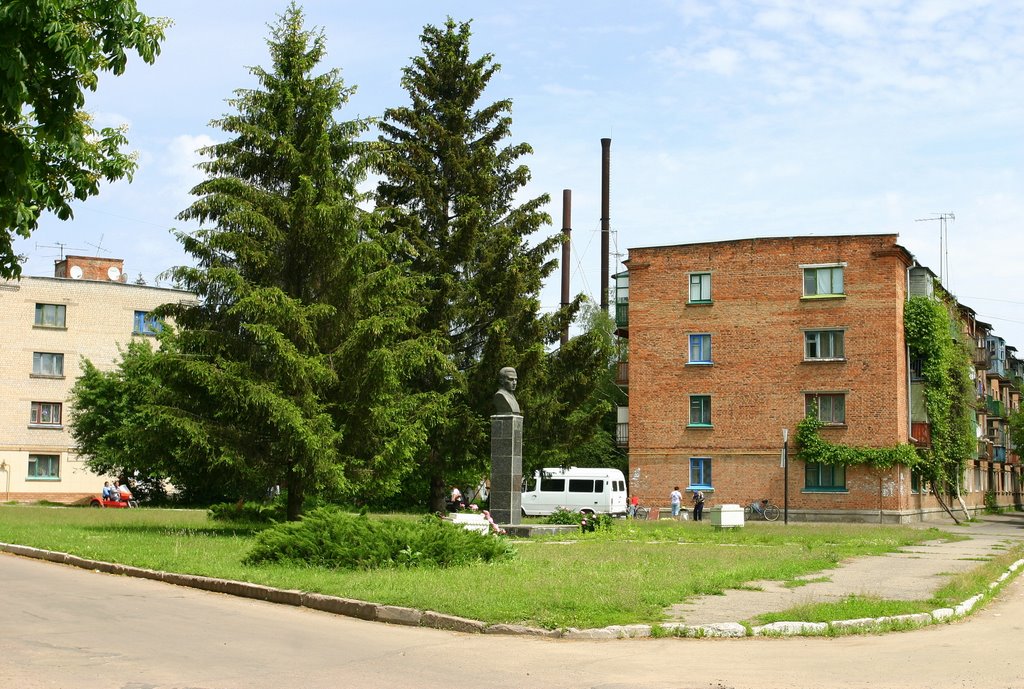 Kagamlyk monument (Grebinka centre), Гребенка