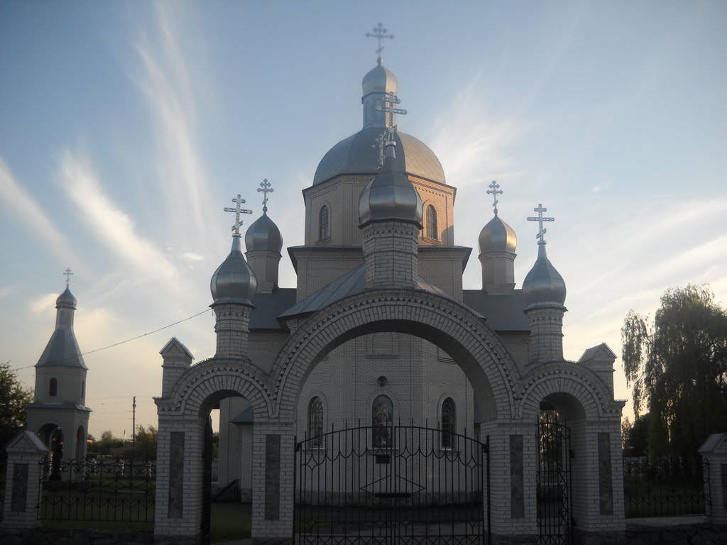 Церква Різдва Богородиці в Зінькові, Зеньков