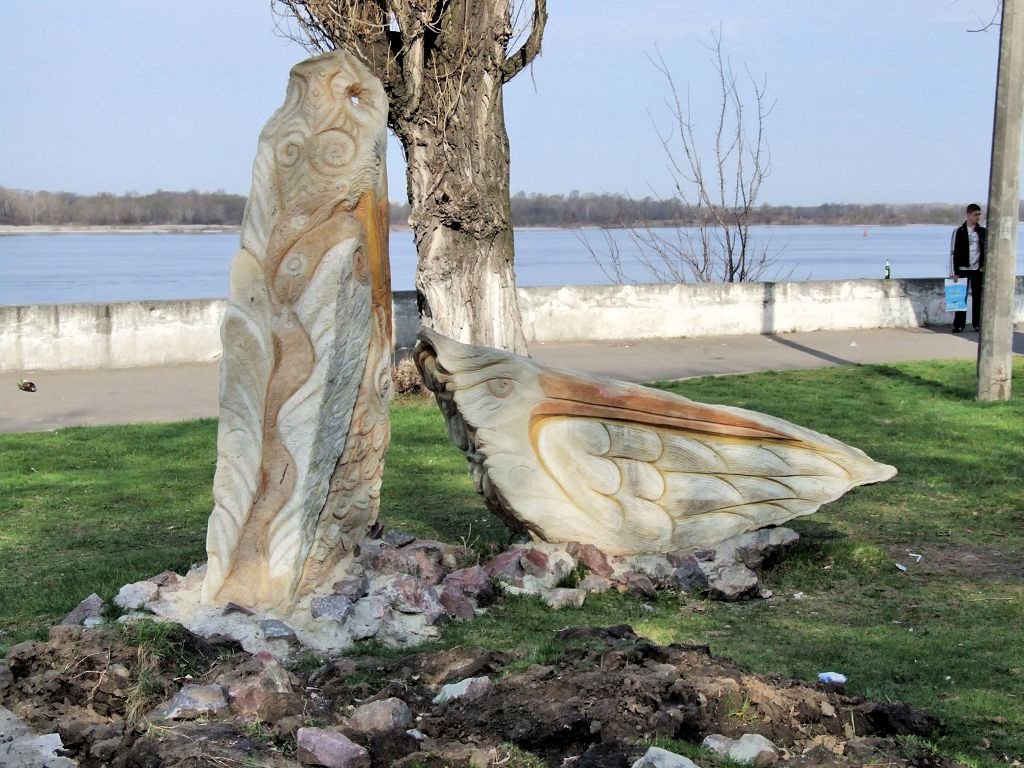 Sculpture. Apr 2006, Кременчуг