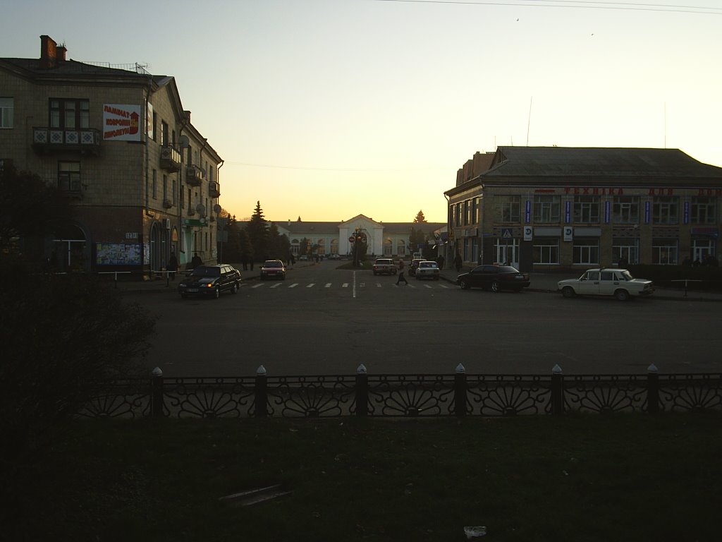 Вид на ж-д вокзал, Лубны