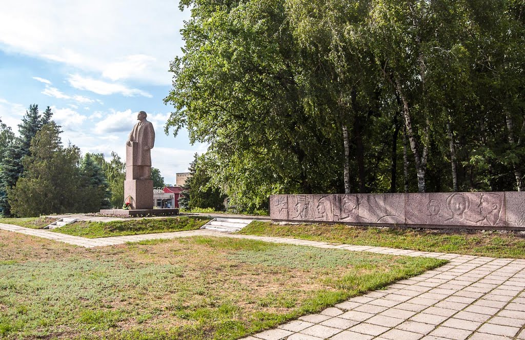 Памятник Ленину в Чутово., Чутово