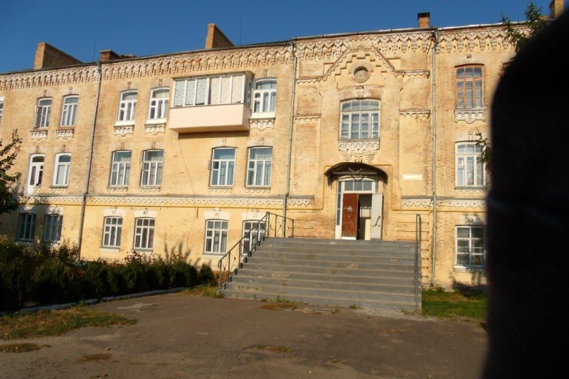 Казарма, ныне жилой дом для военнослужащих, после расформирования ВЧ, Дубно