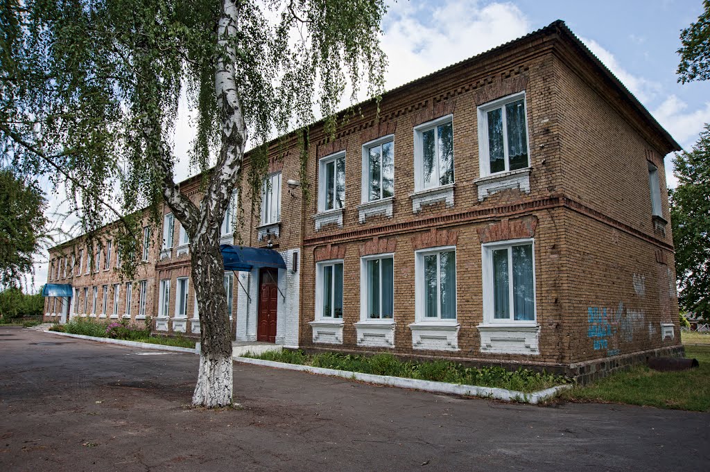 1 школа, Дубровица
