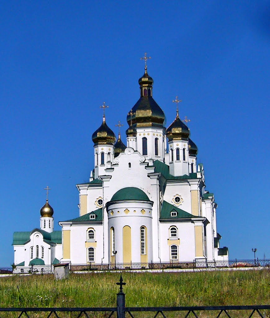 Кузнецовск Svyato-Preobrazhenskiy Cathedral., Кузнецовск