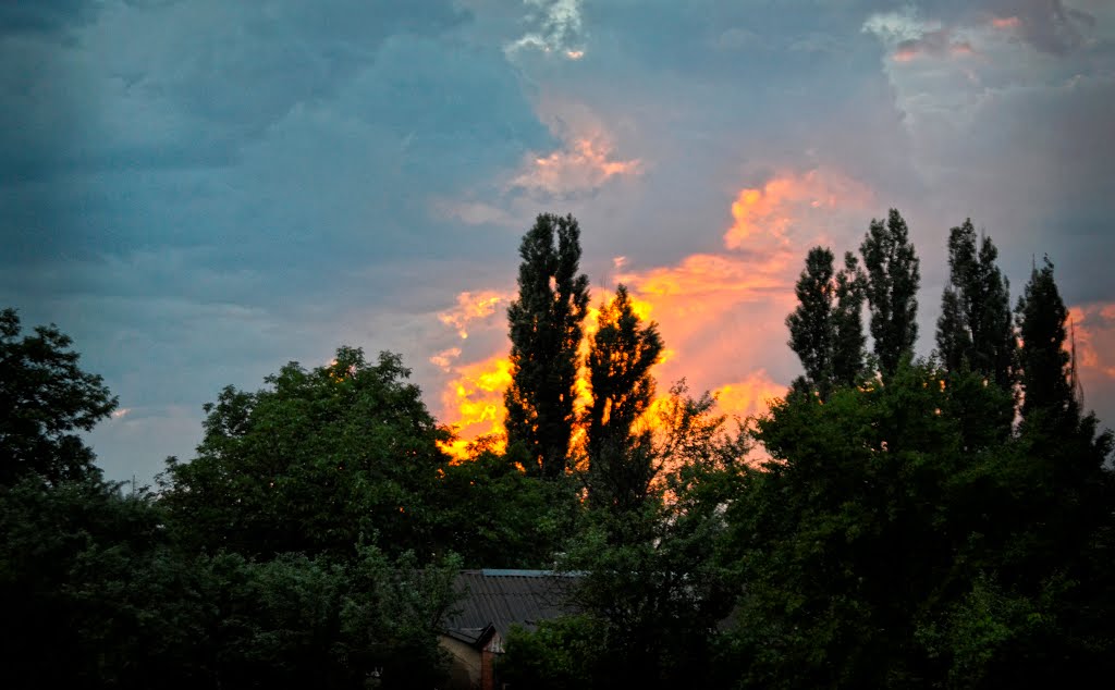 Sunset in Okhtyrka, Ахтырка