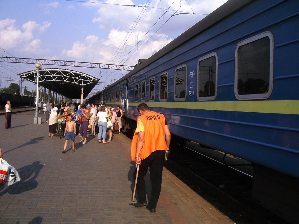 Konotop, train "Moscow-Chernigov", Конотоп