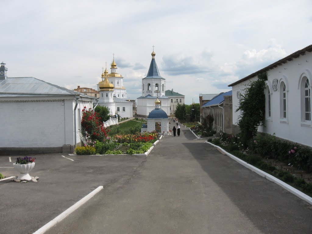 Мовчанський монастир, Путивль