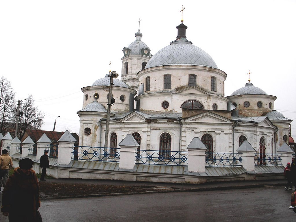 Церковь, Ромны