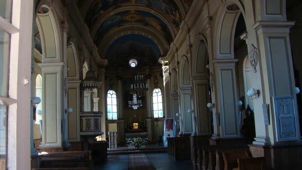 Krzemieniec  -  wnętrze kościoła św. Stanisława, Кременец
