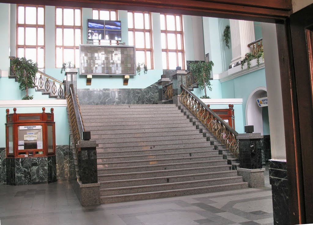 В Тернопольському вокзалі .**, Тернополь