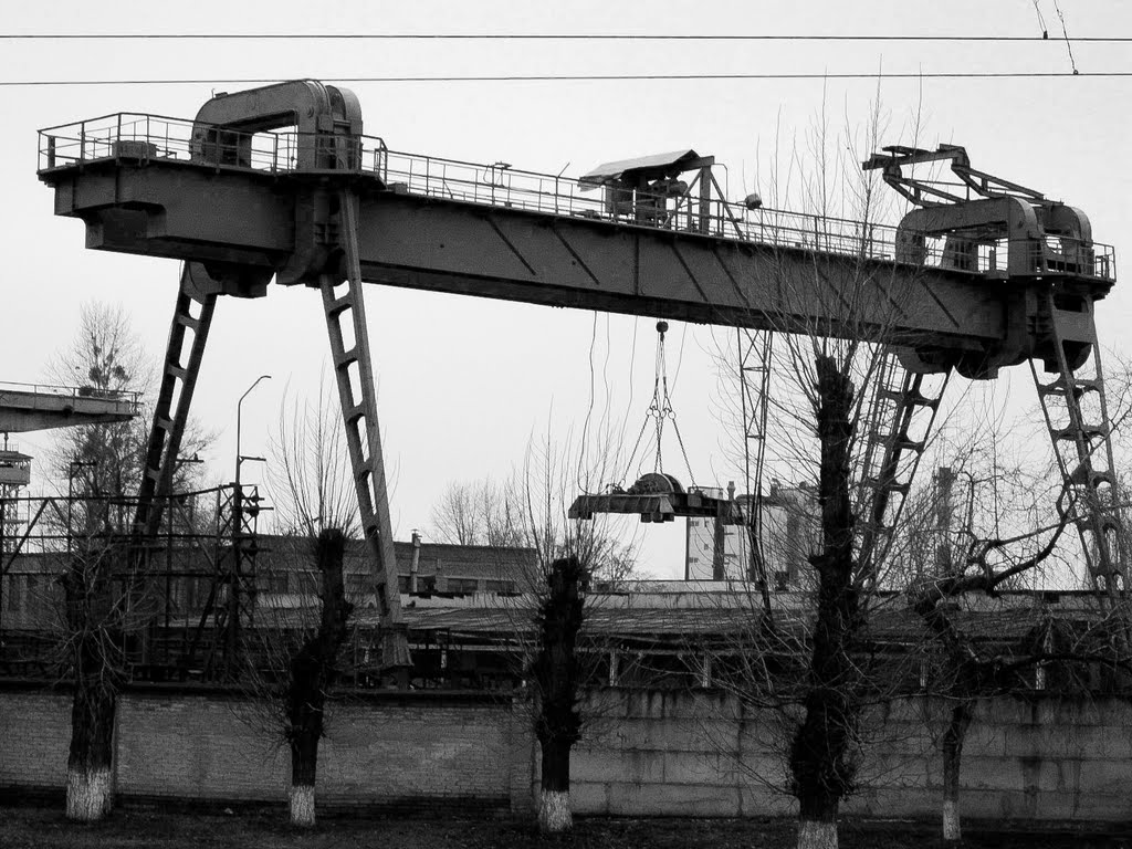 The tower crane on the Kharkiv coking plant - баштовий кран на Харківському коксовому заводі, Боровая