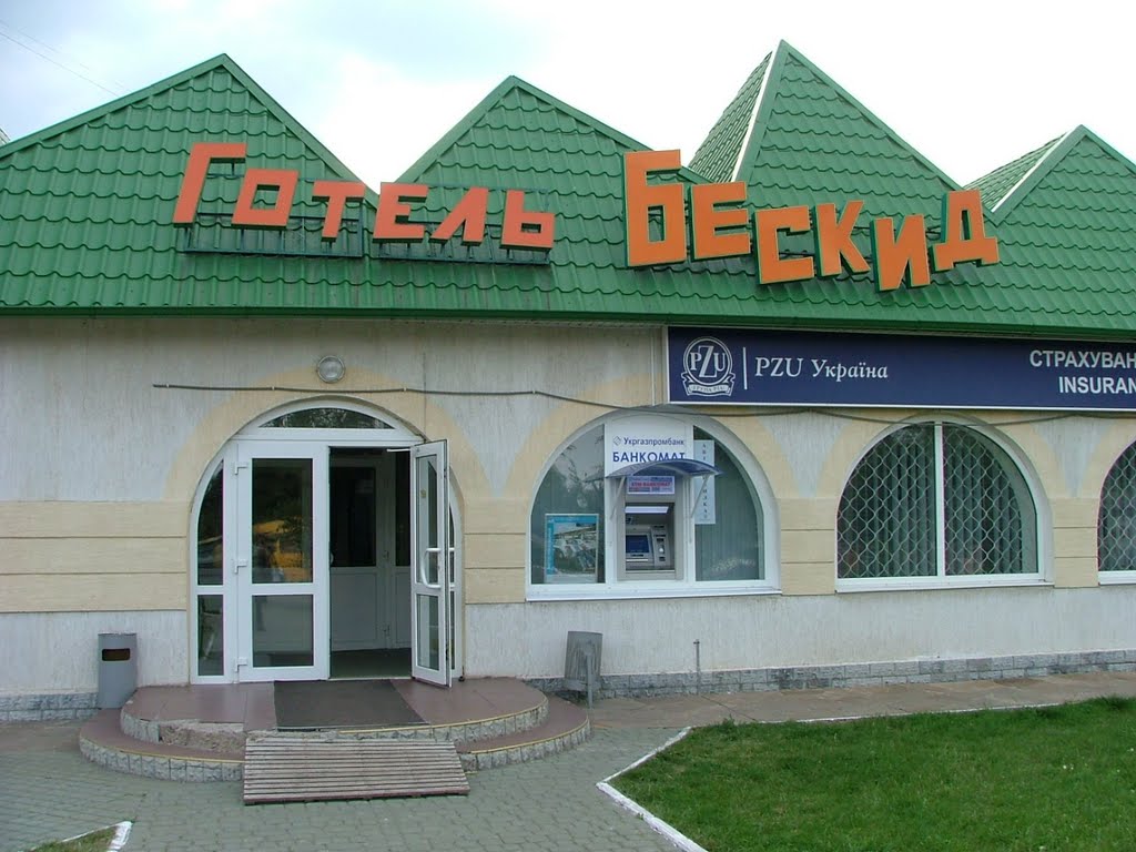 Отель "Бескид", Красноград