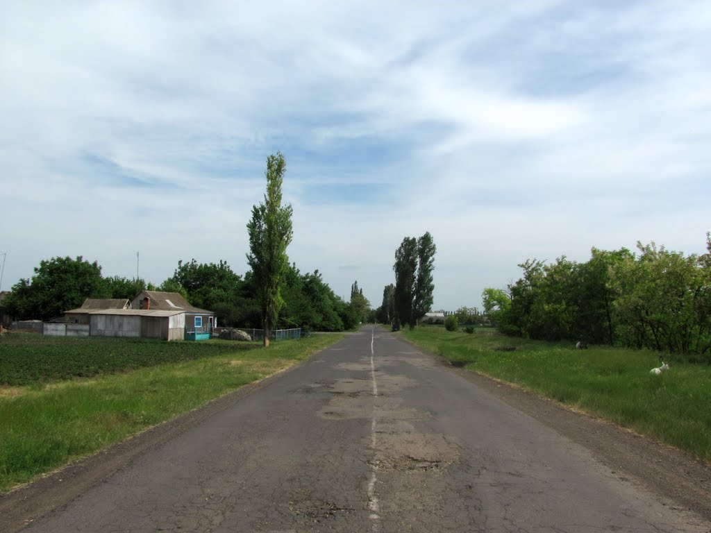 Вїзд з північної сторони селища Високопілля, Высокополье