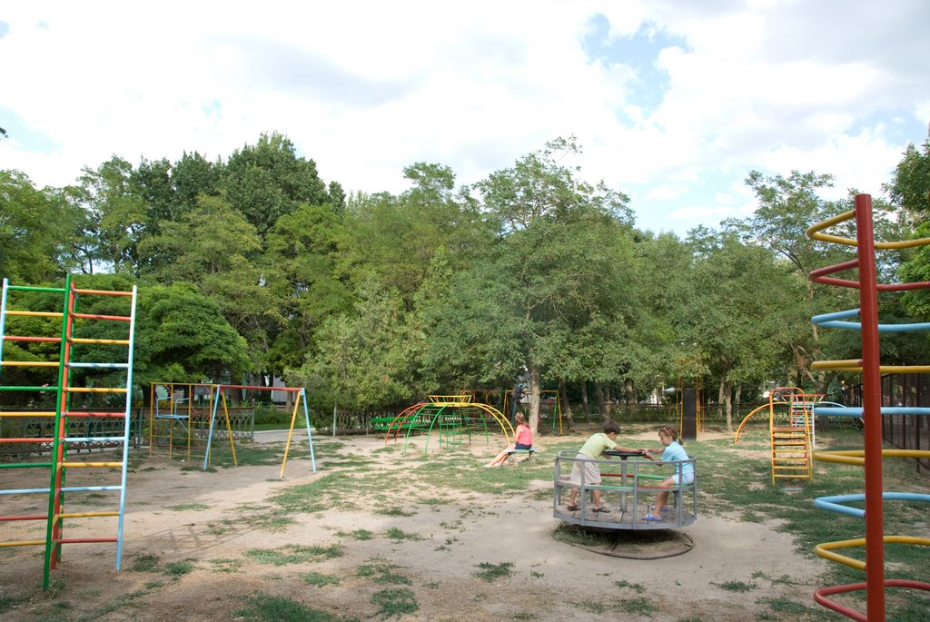 Детская площадка санатория Скадовск. Лето 2008, Скадовск