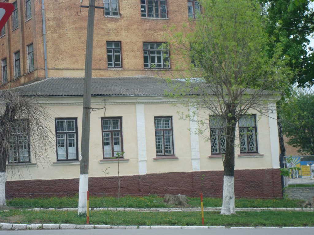 Казарма учебного центра, Каменец-Подольский