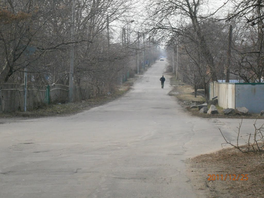 Вулиця Кірова (зліва місто Христинівка, справа село Христинівка), Христиновка