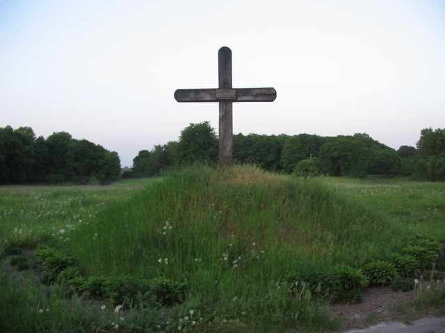 Victims memorable cross, Батурин
