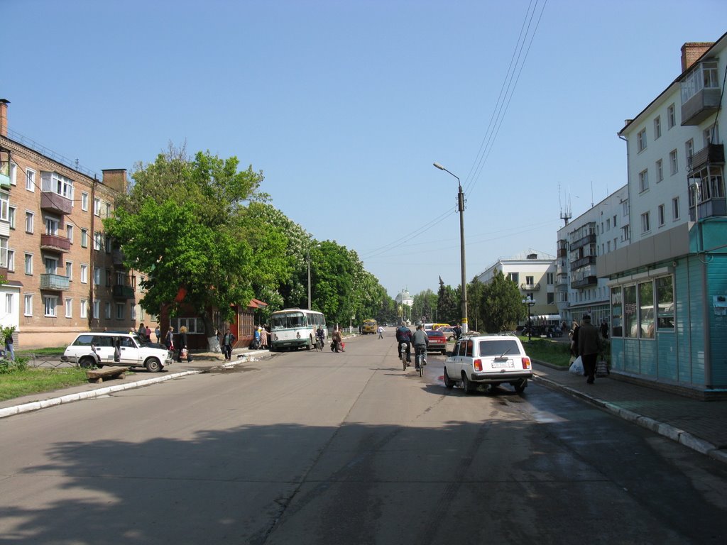 Одна из улиц центра, Прилуки