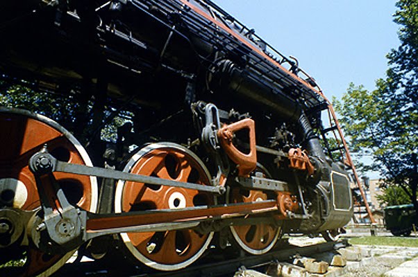 Помнік "Паравоз". Monument "Steam locomotive", Щорс