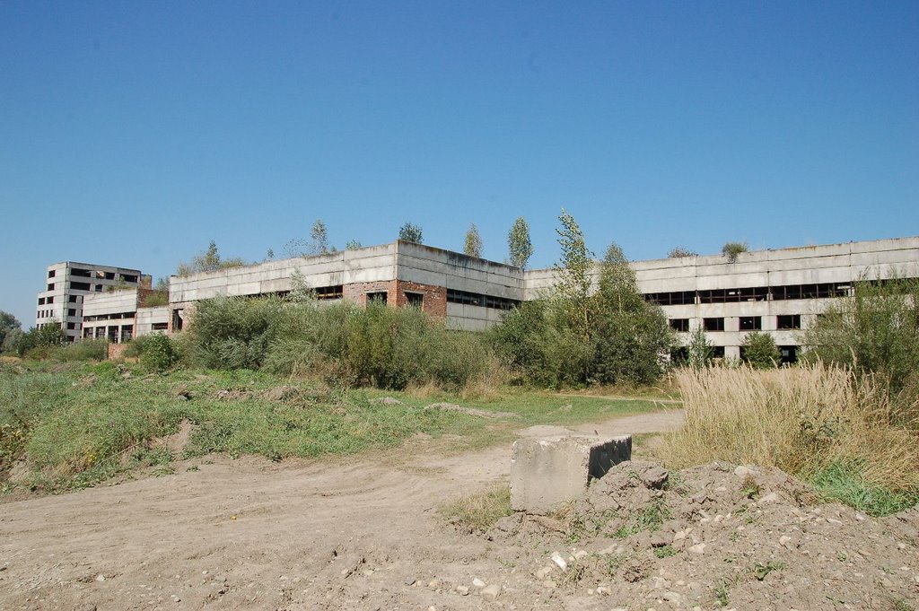 Unfinished factory 02, Сторожинец
