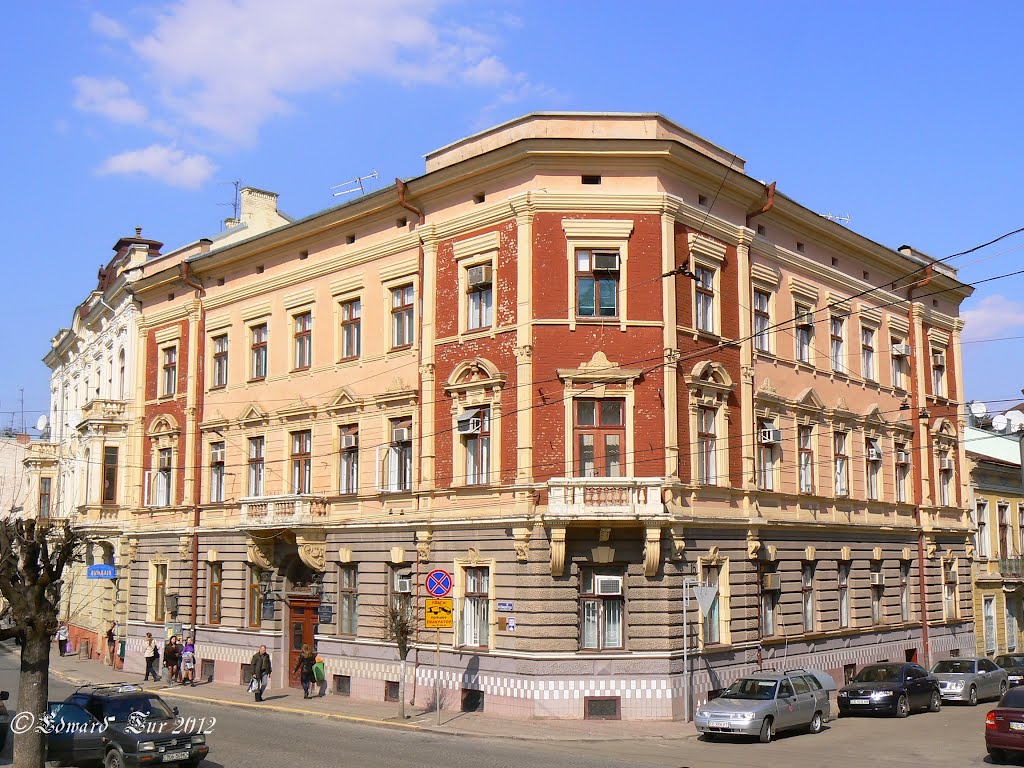 Former hotel "City", Черновцы